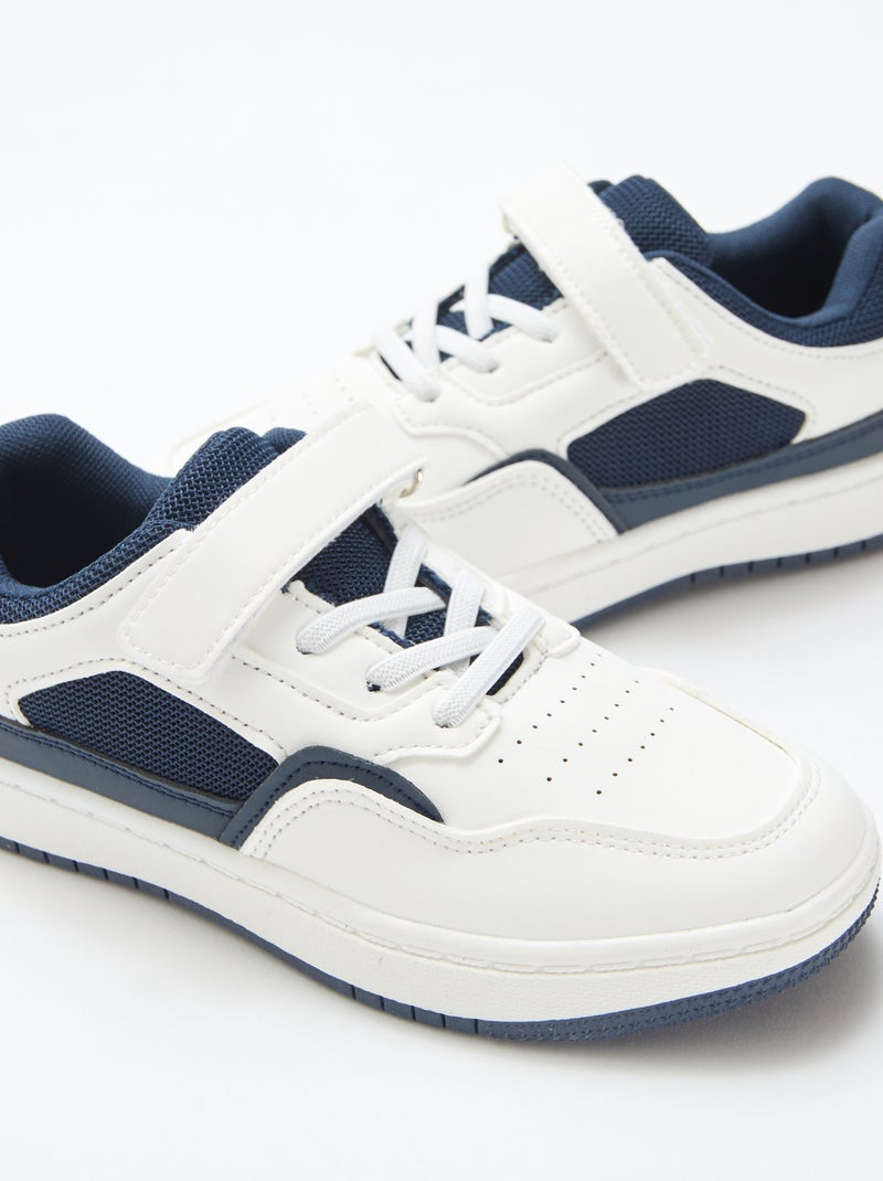 Ténis rasos com velcro contrastante bicolor Azul - Kiabi