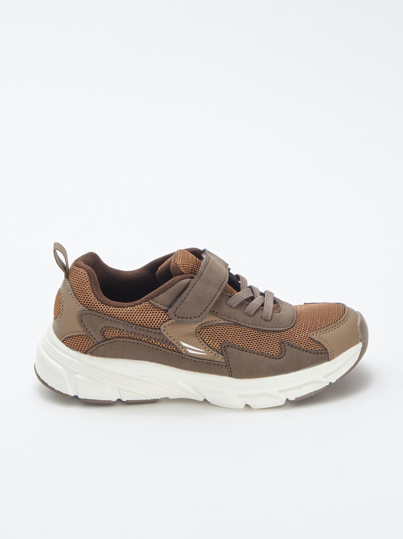 Ténis rasos em tecido e malha Castanho - Kiabi