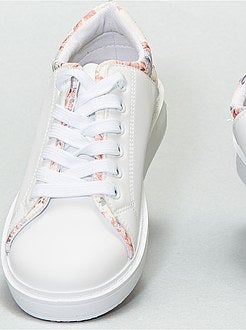 Ténis rasos estampados 'flores' - Kiabi