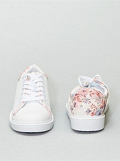 Ténis rasos estampados 'flores' - Kiabi
