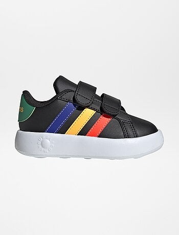 Ténis rasos multicoloridos 'Adidas'