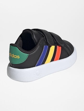 Ténis rasos multicoloridos 'Adidas'