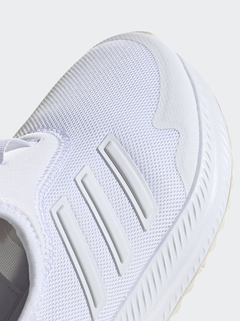 Ténis slip on 'Adidas' Branco - Kiabi