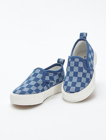 Ténis slip-on aos quadrados