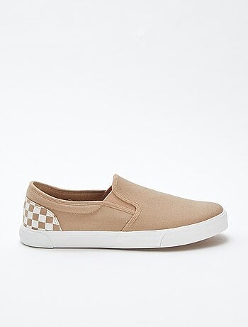 Ténis slip-on axadrezados