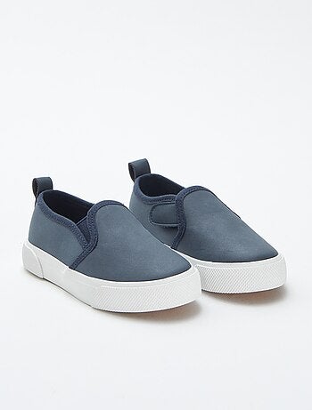 Ténis slip-on em camurça sintética