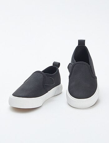Ténis slip-on em camurça sintética