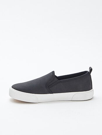 Ténis slip-on em camurça sintética