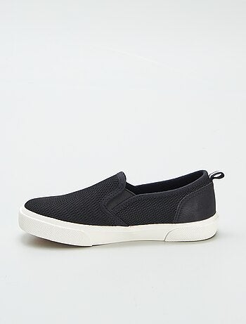 Ténis slip-on em tecido