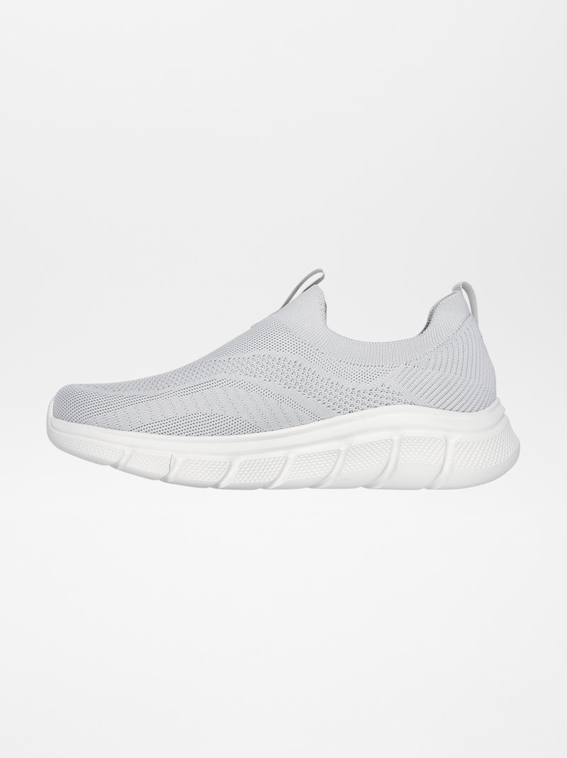 Ténis slip on 'Skechers' CINZA - Kiabi