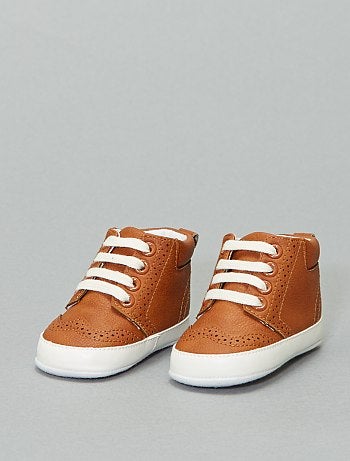 Ténis subidos com atacadores - Kiabi