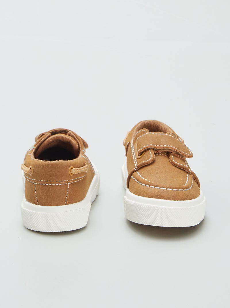 Ténis tipo vela CASTANHO - Kiabi