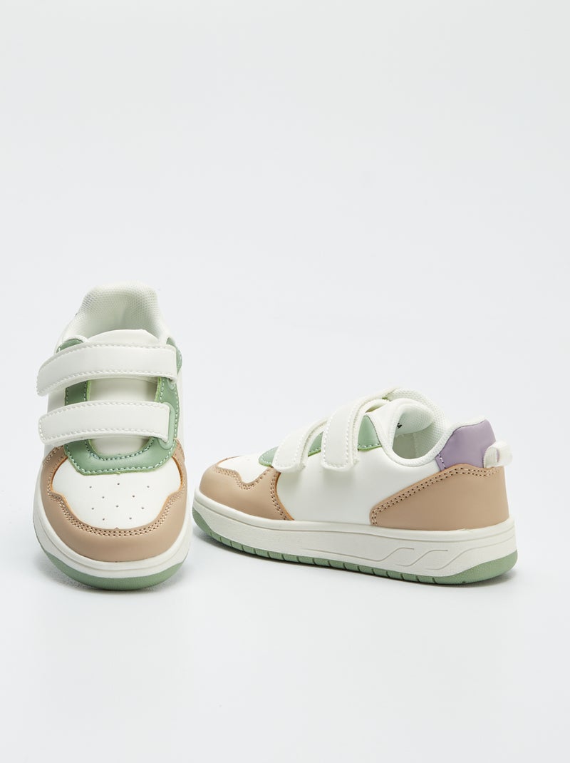 Ténis tricolores com tira de velcro BRANCO - Kiabi