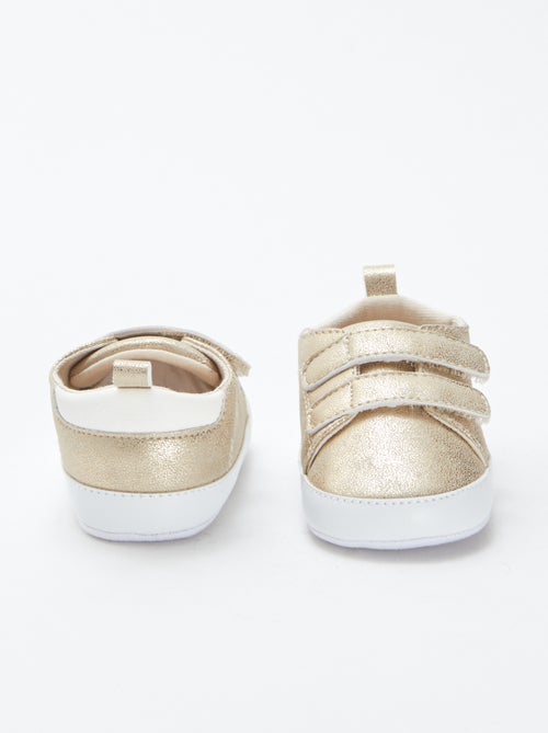 Ténis tricolores com tiras de velcro - Kiabi