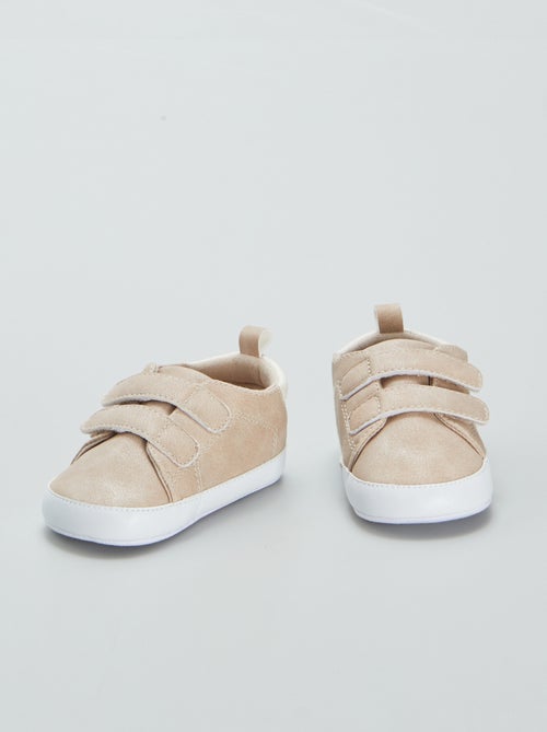 Ténis tricolores com tiras de velcro - Kiabi