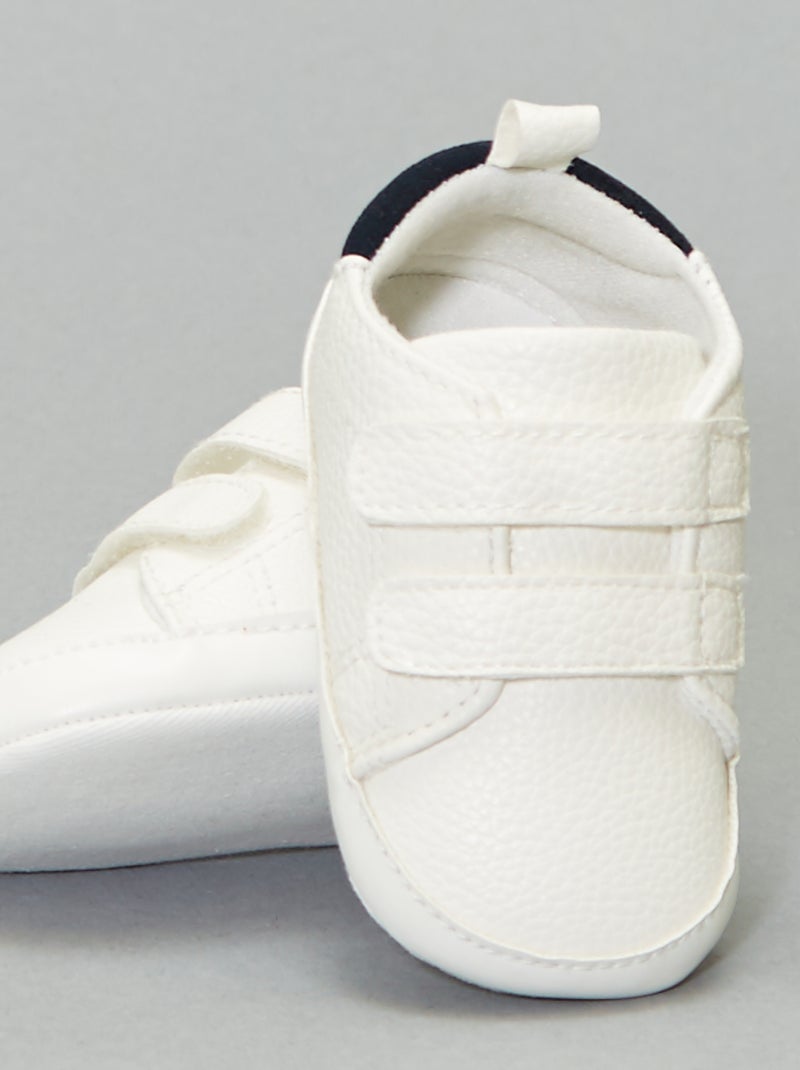 Ténis tricolores com tiras de velcro Branco - Kiabi