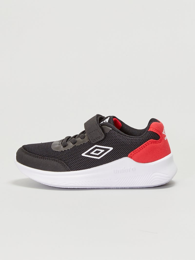 Ténis 'Umbro' com velcros Preto/ Vermelho - Kiabi