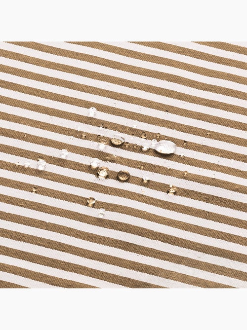 Toalha de mesa antimanchas em algodão com riscas finas - gamusi. - Kiabi Toalha de mesa antimanchas em algodão com riscas finas - gamusi. - Kiabi