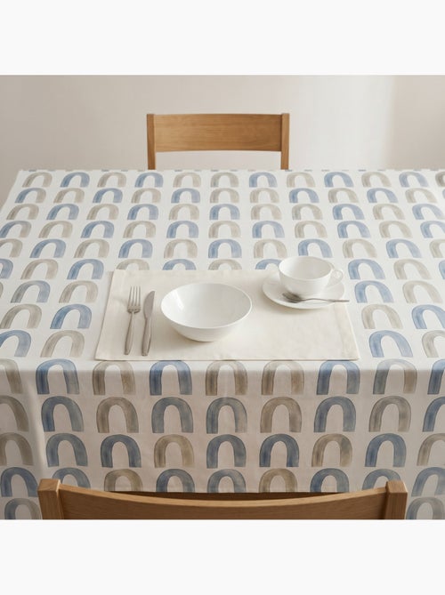 Toalha de mesa antinódoas com estampado boho chic de estilo mediterrânico - Gamusi. - Kiabi Toalha de mesa antinódoas com estampado boho chic de estilo mediterrânico - Gamusi. - Kiabi