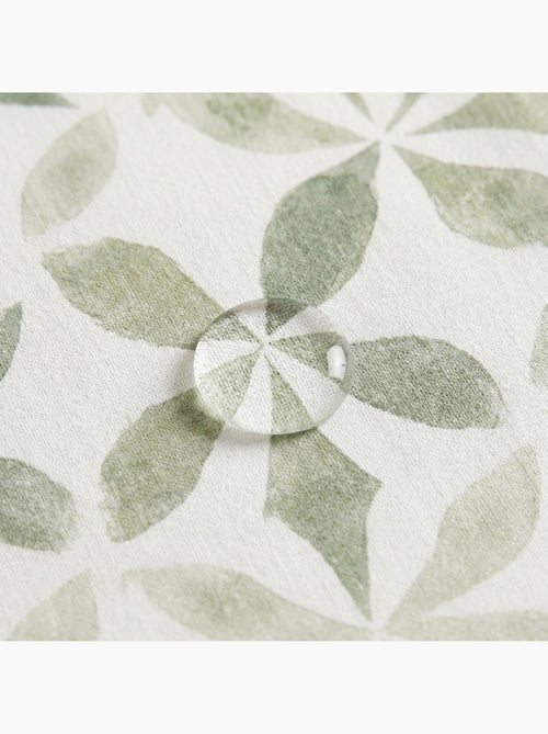 Toalha de mesa antinódoas com estampado geométrico de estilo mediterrânico - Gamusi. - Kiabi Toalha de mesa antinódoas com estampado geométrico de estilo mediterrânico - Gamusi. - Kiabi