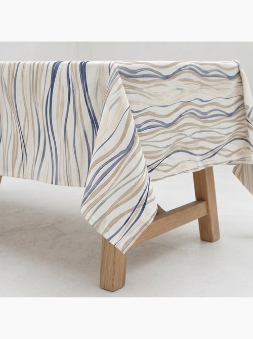 Toalha de mesa antinódoas com estampado mediterrânico de riscas assimétricas - Gamusi. - Kiabi Toalha de mesa antinódoas com estampado mediterrânico de riscas assimétricas - Gamusi. - Kiabi