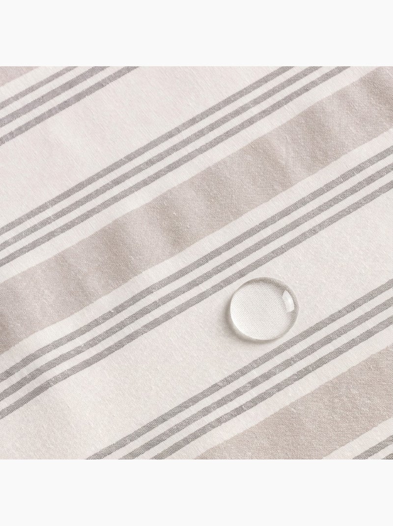 Toalha de mesa antinódoas com riscas múltiplas, toque e caimento natural - Gamusi. Toupe - Kiabi