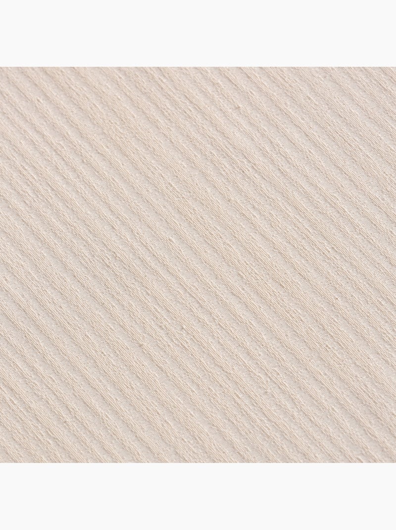 Toalha de mesa antinódoas com tecido texturizado às riscas finas - Gamusi. Creme - Kiabi