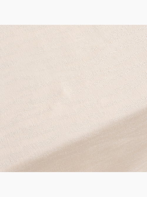 Toalha de mesa antinódoas com tecido texturizado de efeito raiado - Gamusi. - Kiabi Toalha de mesa antinódoas com tecido texturizado de efeito raiado - Gamusi. - Kiabi