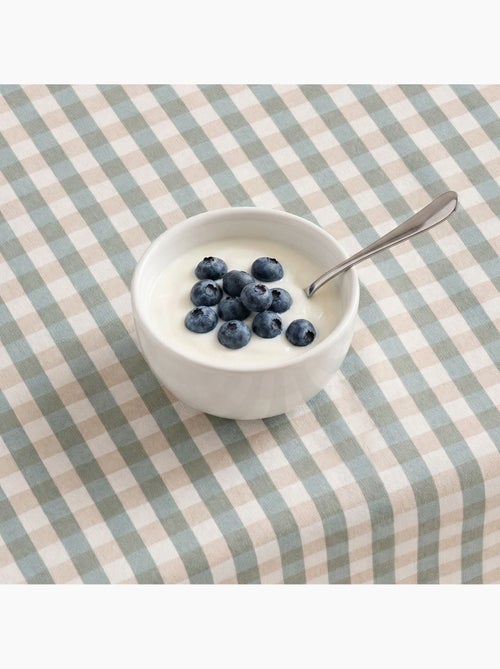 Toalha de mesa antinódoas em xadrez vichy, algodão tecido e toque natural - Gamusi. - Kiabi Toalha de mesa antinódoas em xadrez vichy, algodão tecido e toque natural - Gamusi. - Kiabi