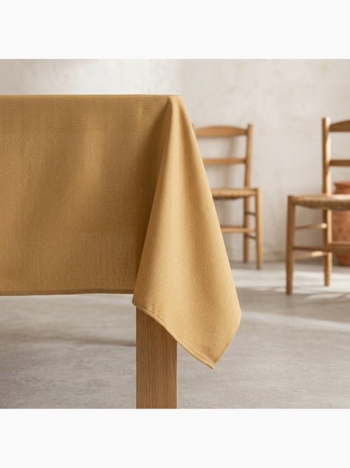 Toalha de mesa antinódoas lisa, tecido mesclado e caimento natural - Gamusi. - Kiabi Toalha de mesa antinódoas lisa, tecido mesclado e caimento natural - Gamusi. - Kiabi
