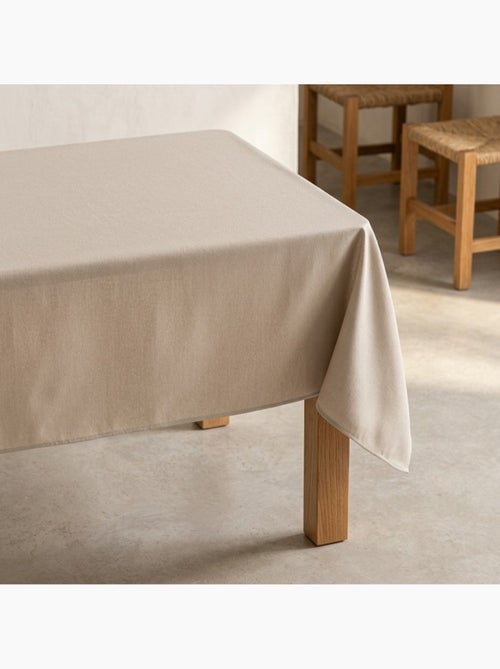 Toalha de mesa antinódoas lisa, tecido mesclado e caimento natural - Gamusi. - Kiabi Toalha de mesa antinódoas lisa, tecido mesclado e caimento natural - Gamusi. - Kiabi