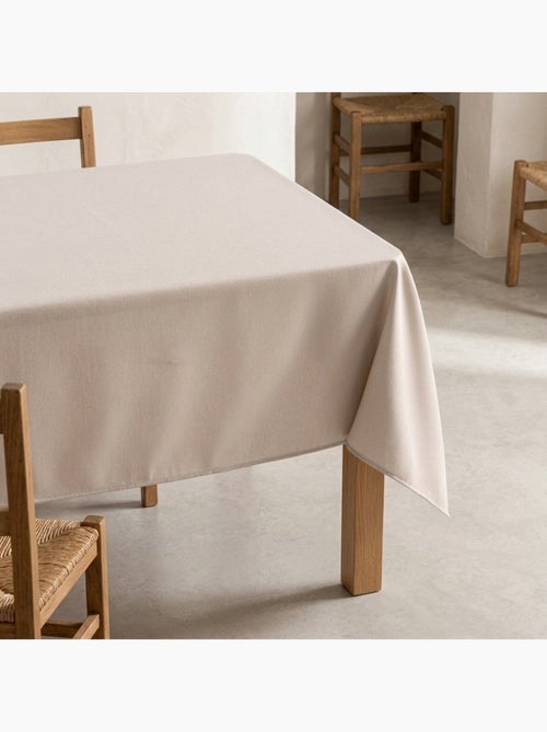 Toalha de mesa antinódoas lisa, tecido mesclado e caimento natural - Gamusi. - Kiabi Toalha de mesa antinódoas lisa, tecido mesclado e caimento natural - Gamusi. - Kiabi
