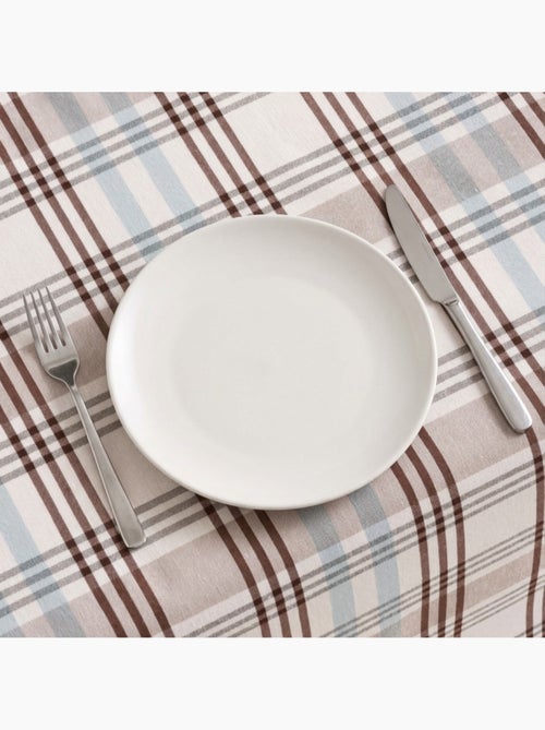 Toalha de mesa antinódoas tartan, toque e caimento natural - Gamusi. - Kiabi Toalha de mesa antinódoas tartan, toque e caimento natural - Gamusi. - Kiabi