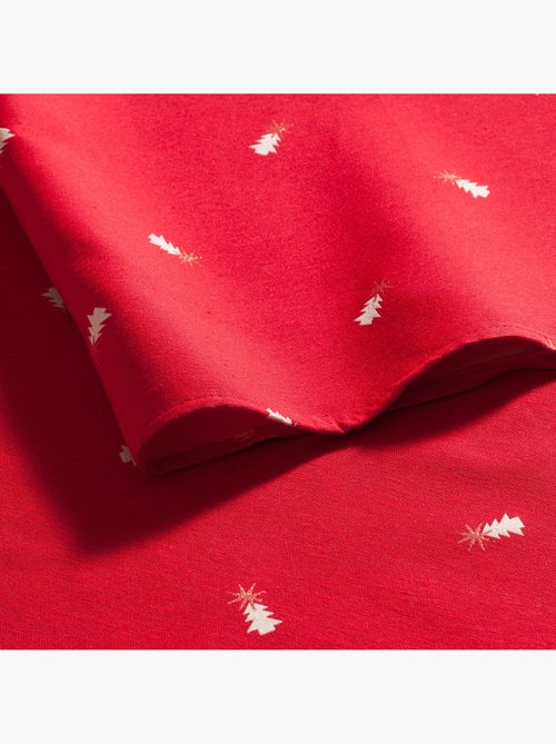 Toalha de mesa de natal com fio lurex e abetos bordados em relevo - gamusi. - Kiabi Toalha de mesa de natal com fio lurex e abetos bordados em relevo - gamusi. - Kiabi