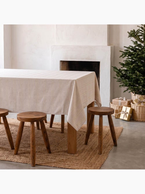 Toalha de mesa de natal com riscas de fio lurex em relevo - gamusi. - Kiabi Toalha de mesa de natal com riscas de fio lurex em relevo - gamusi. - Kiabi