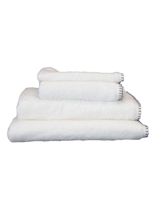 Toalha grand hotel com pesponto preto - Kiabi Toalha grand hotel com pesponto preto - Kiabi