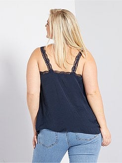 Top acetinado com renda - Kiabi