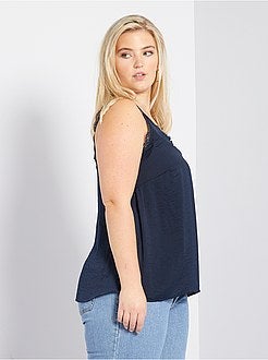 Top acetinado com renda - Kiabi