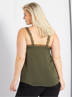 Top acetinado com renda - Kiabi