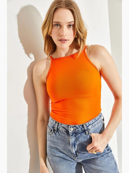 Top ajustado mistura de algodão decote halter lucci - Kiabi Top ajustado mistura de algodão decote halter lucci - Kiabi