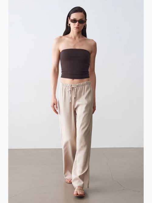 Top bandeau crop sem alças de mulher dilvin - Kiabi Top bandeau crop sem alças de mulher dilvin - Kiabi
