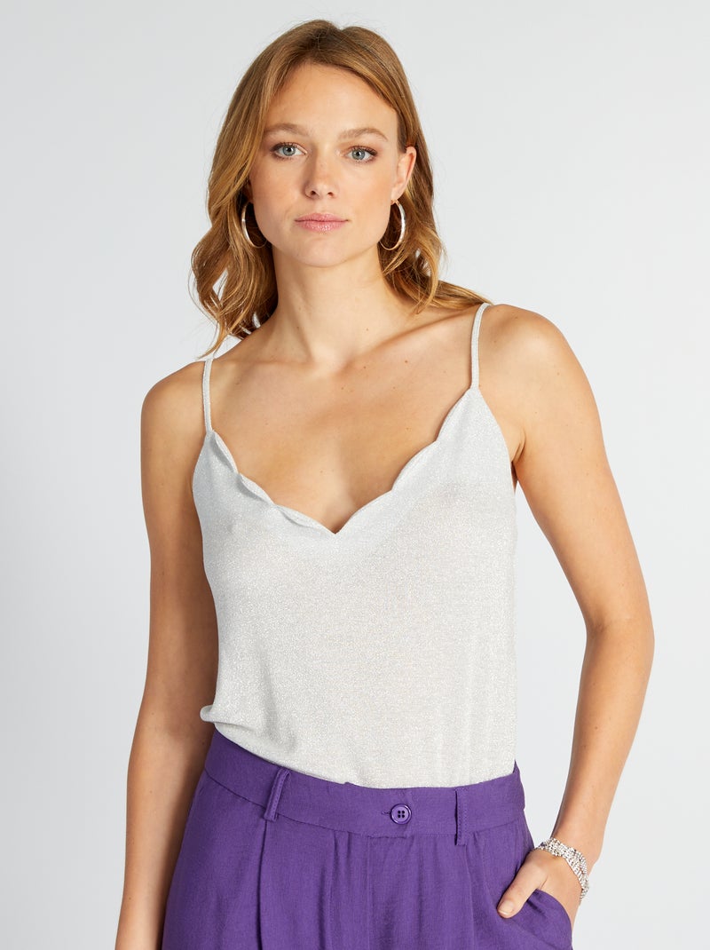 Top brilhante com gola com contorno BEGE - Kiabi