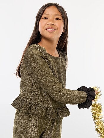 Top brilhante em malha com beijos e folhos