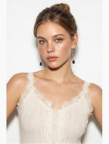 Top cami cropped ajustado com botões lucci