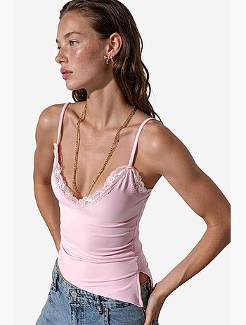 Top cami cropped justo com bordado busem