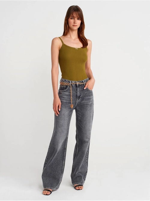 Top cami de algodão canelado slim fit dilvin - Kiabi Top cami de algodão canelado slim fit dilvin - Kiabi