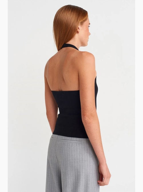 Top canelado gola halter detalhe strass dilvin - Kiabi Top canelado gola halter detalhe strass dilvin - Kiabi