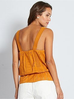 Top com bordado inglês - Kiabi