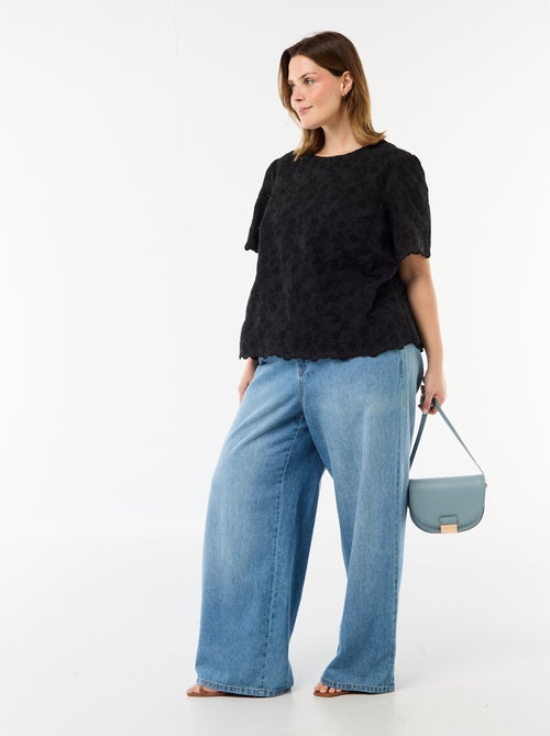 Top com bordado inglês - Kiabi