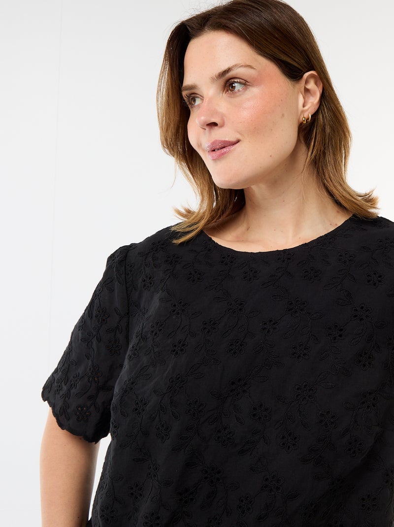 Top com bordado inglês Preto - Kiabi